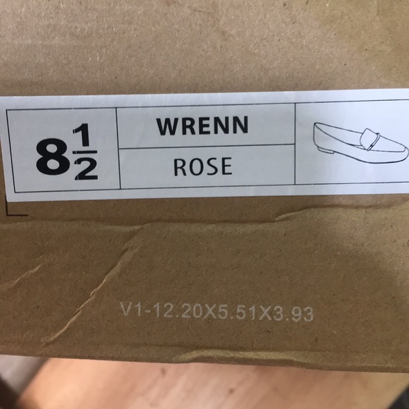 New WB Woman’s Journee Collection Elegant Pink Loafers - Picture 7 of 7